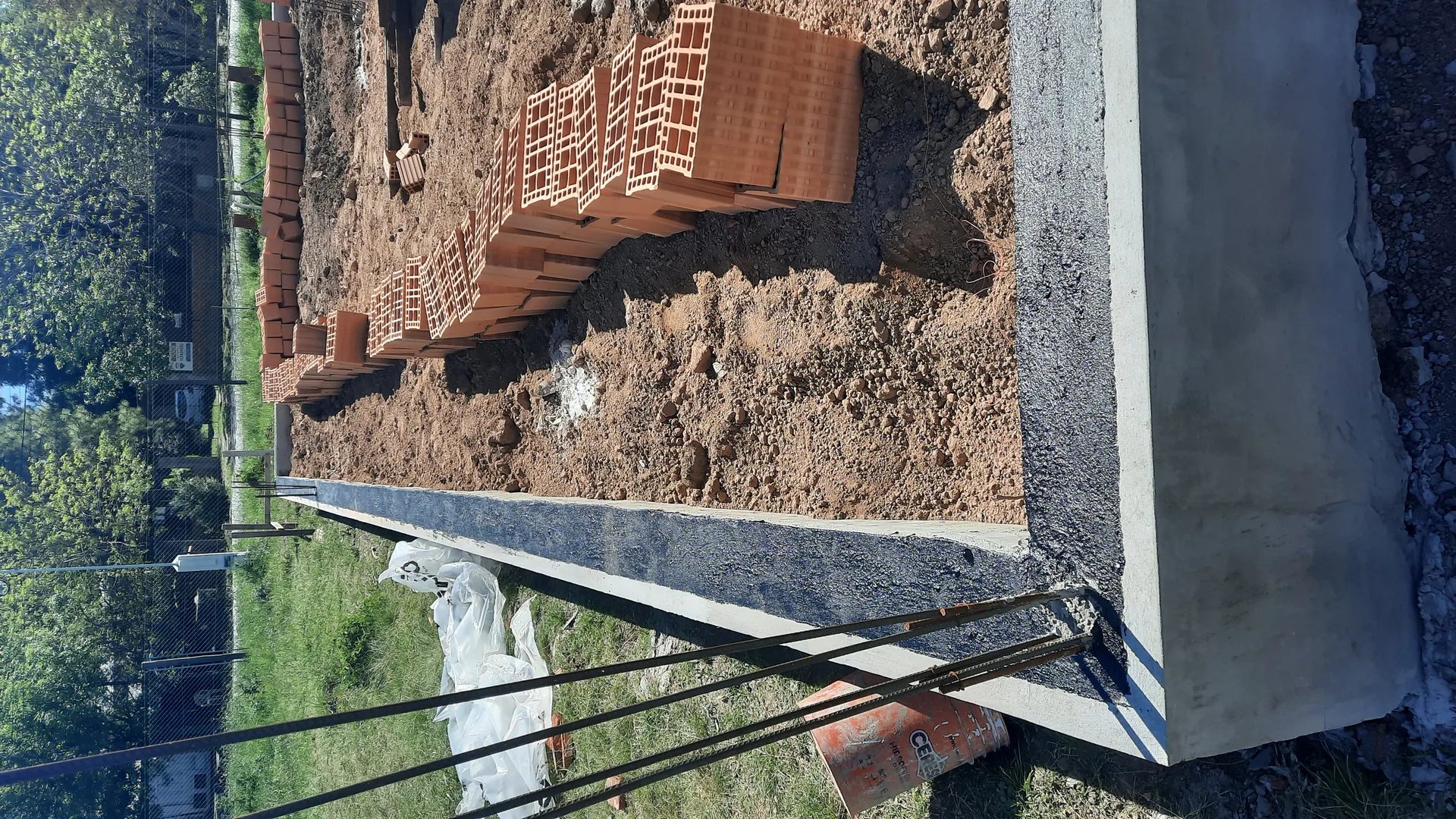 Construcción de Consultorio de Kinesiología sobre Calle Amelong en Rosario - Arquitectura en Rosario