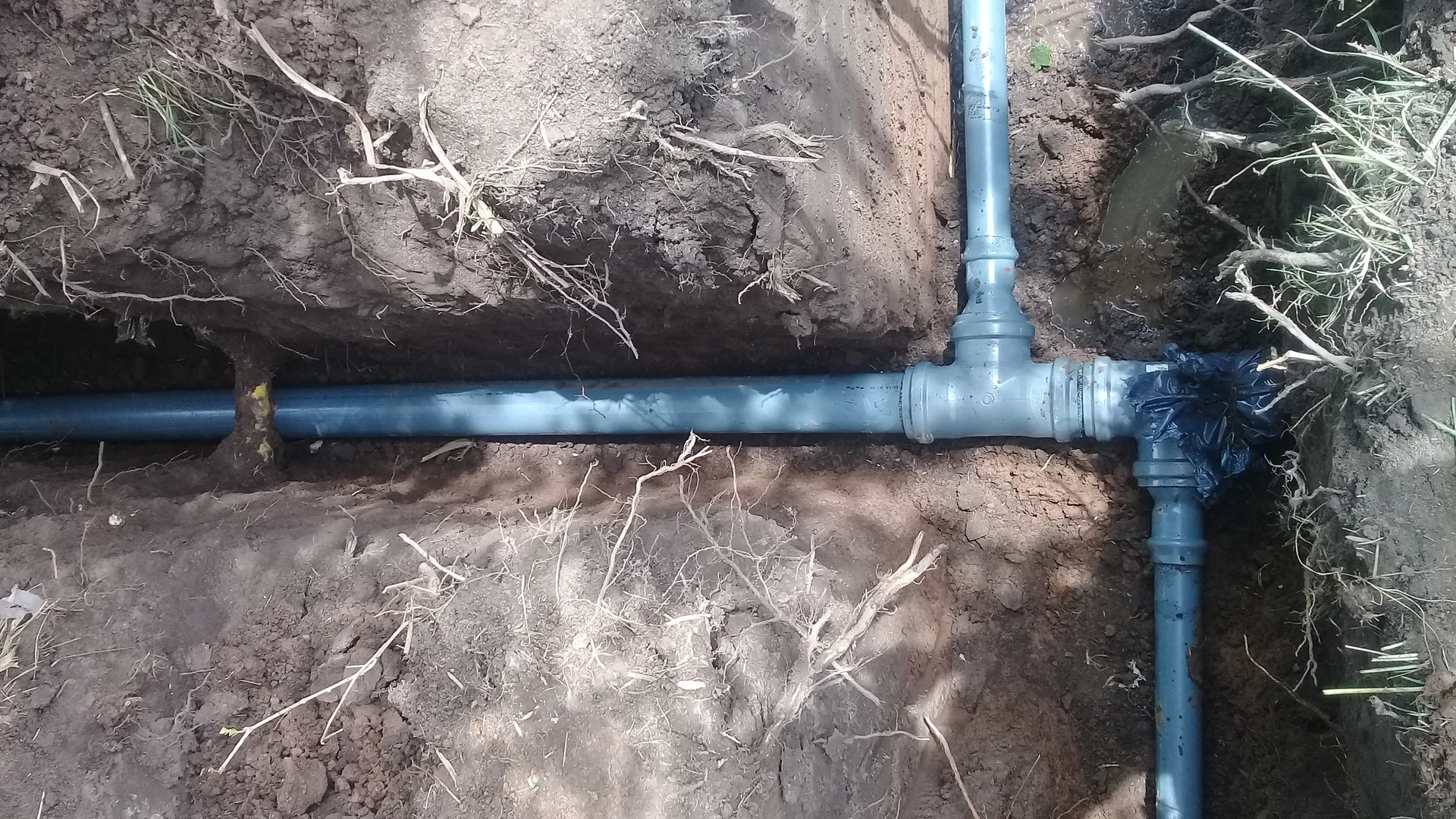 Tendido de Red de Agua Potable y Conexiones Domiciliarias en Rosario - Rosario